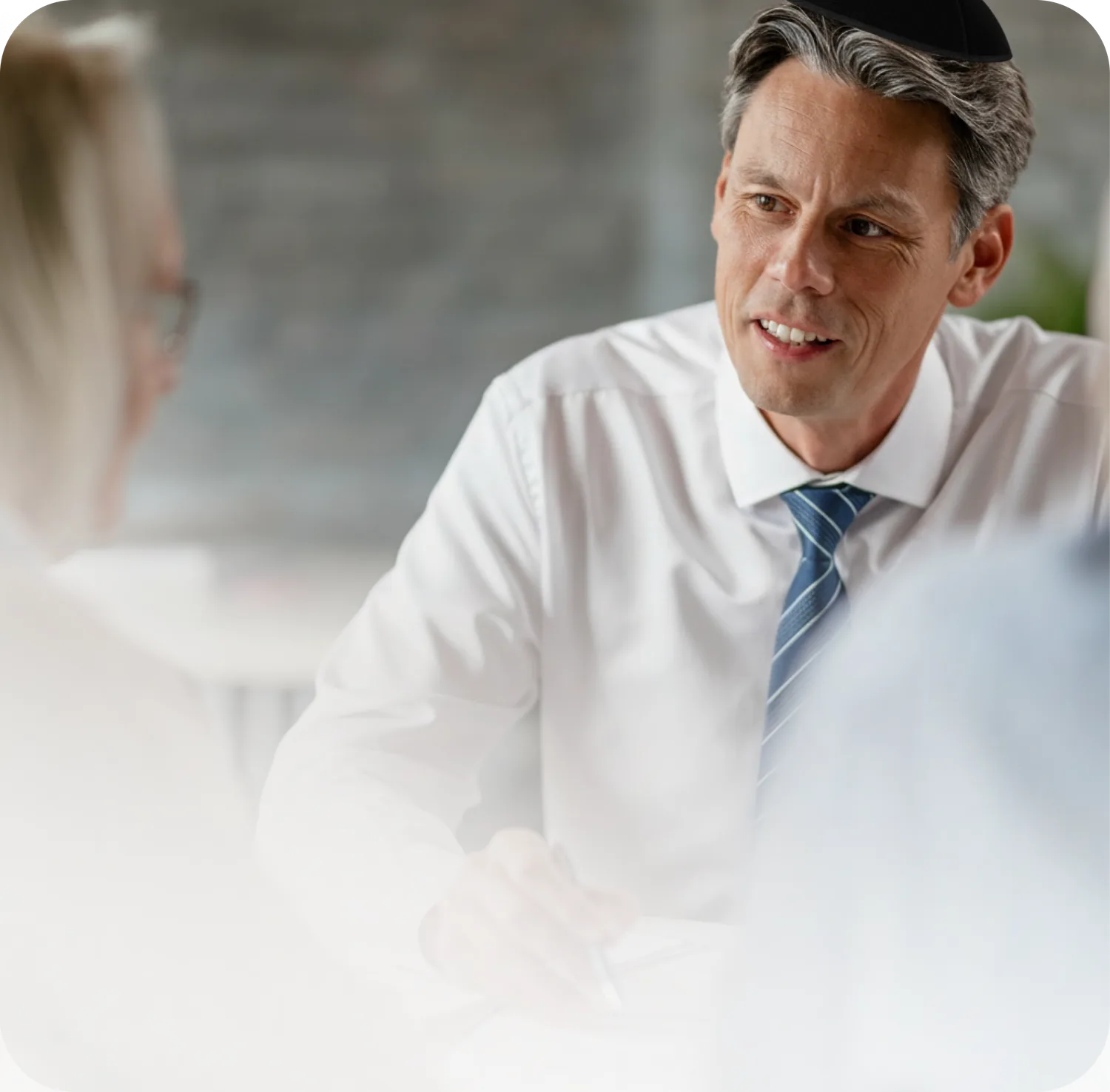 A mediator in conversation with a client